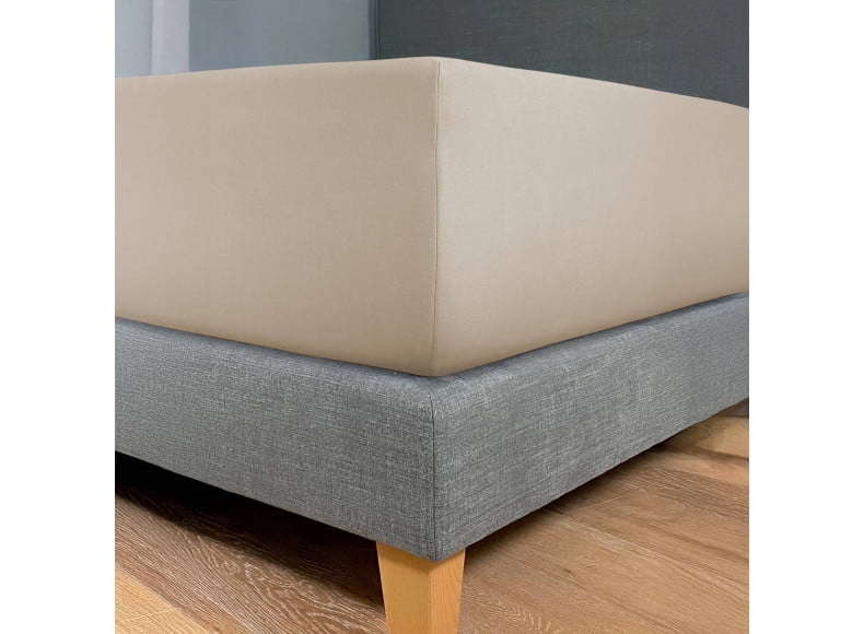 Bella Gracia Standard Duo 1 Beispiel Anwendung Spannbettlaken für Matratze im Detail